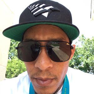 Meet your Posher, Kenny